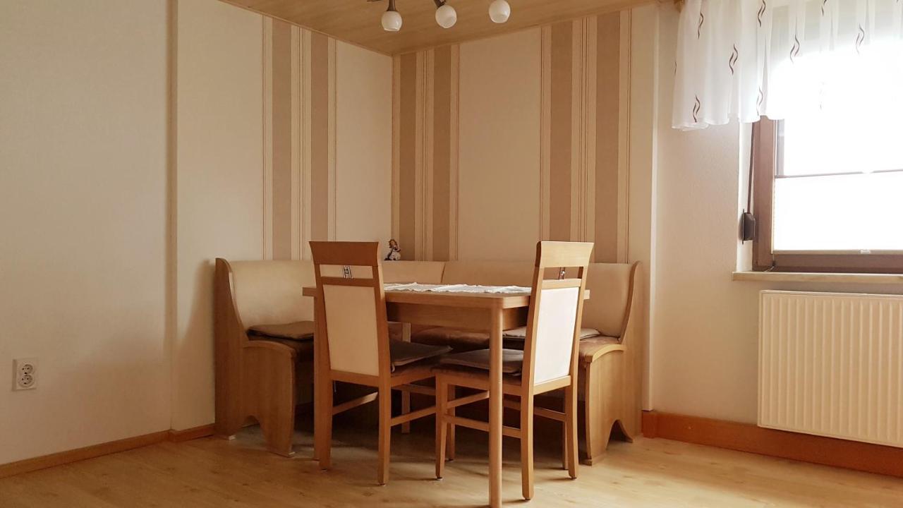 Ferienwohnung Berndt Oberweißbach Esterno foto